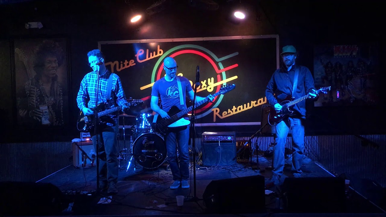 smallwaves - holdmedown (the Roxy)