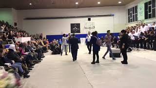 Tarık güven SAHNEDE EVLENME TEKLİFİ