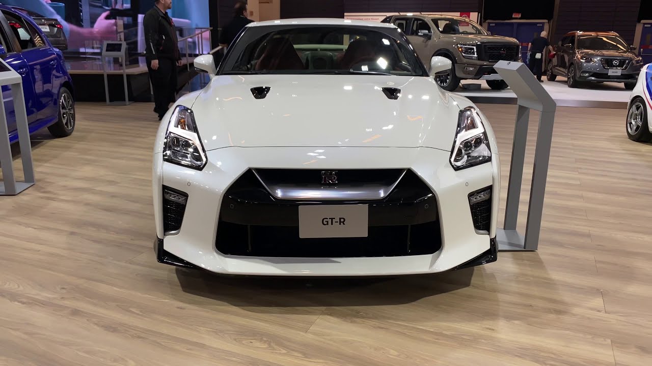 2020 WHITE NISSAN GT-R - INTERIOR EXTERIOR WALKAROUND TOUR TO THE BEAT