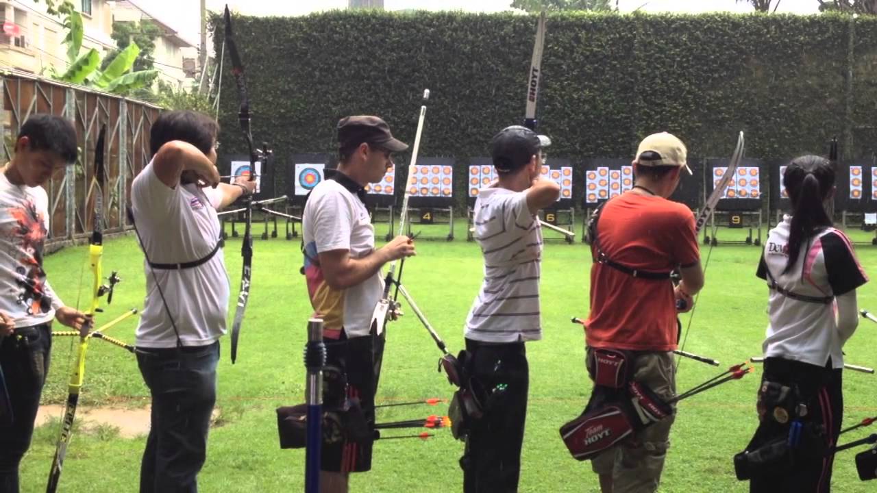 Shooting in the rain at Archery Thai in Bangkok, Thailand YouTube