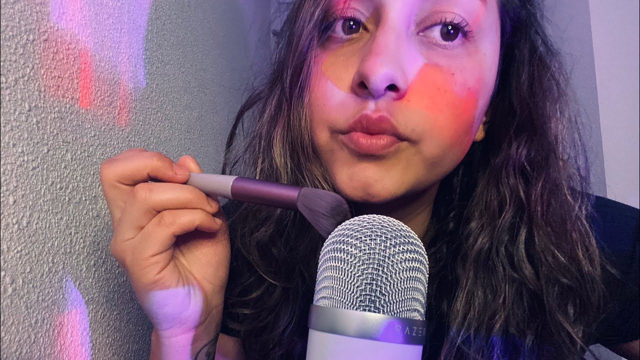 ASMR SONIDOS DE BROCHA , MOUTHSOUNDS MIENTRAS HABLAMOS UN POCO ...