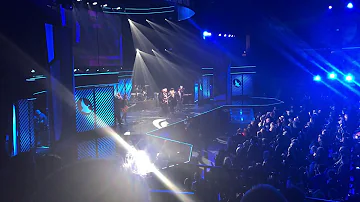 Zach Williams opening up the 2017 Dove Awards with the Oak Ridge Boys and Travis Greene!