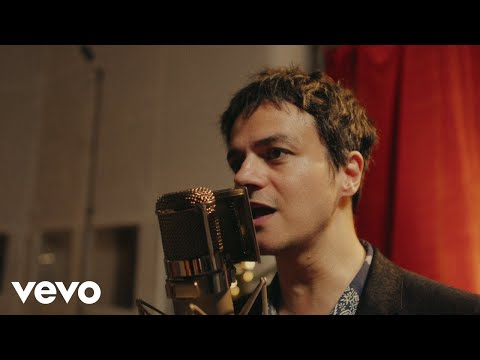 Jamie Cullum - So Many Santas