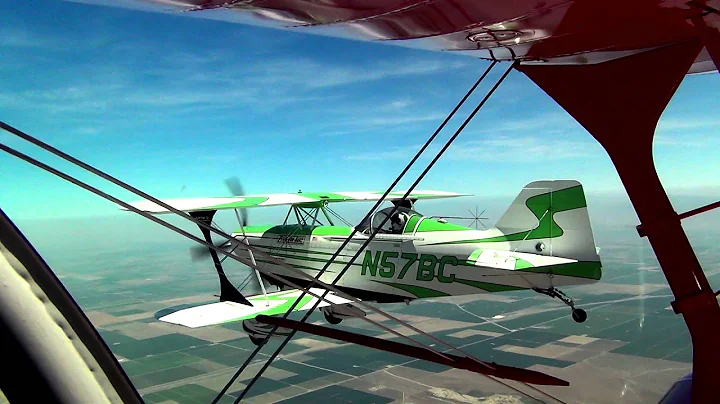 Cornick & Suderman flying In Formation 2012