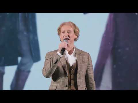 Олег ГАВРИЛЮК з піснею Грішна і Свята на каналі Садиба Мьюзік 31 12 25р Новорічний концерт 