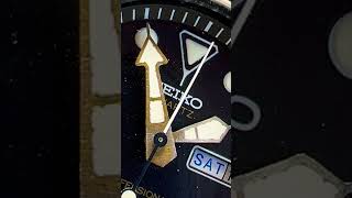 Vintage Seiko Golden Tuna 1978 7549-7009 600m Quartz - Extreme Close Up (Experiment)