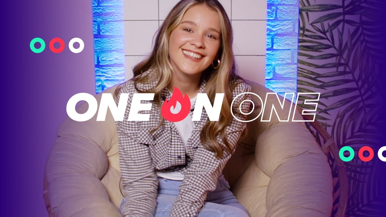IVANA ZECEVIC - VOYAGE SE LEPO UKLOPIO U NAS GLUMACKI SVET | ONE ON ONE | IDJTV