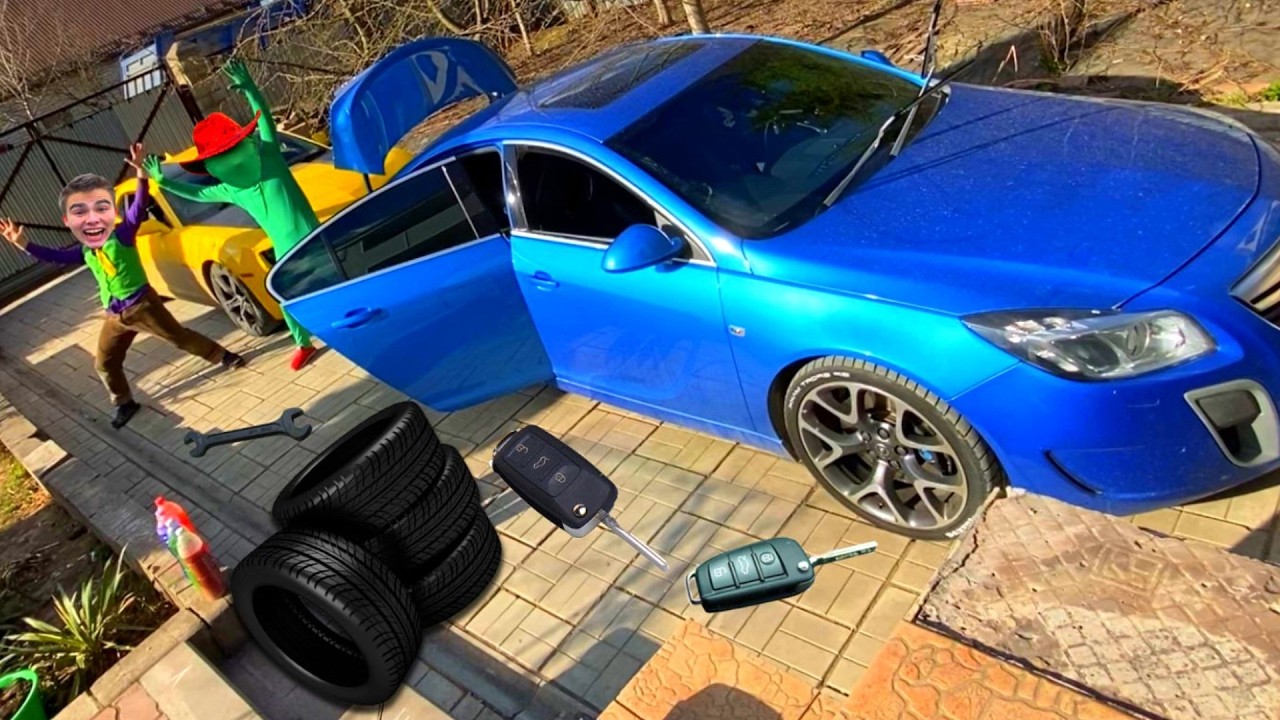 Семья моет свой Chevy Camaro на автомойке. Когда медленно проезжает пожарная машина.