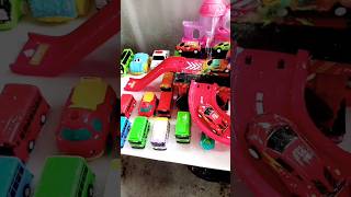 mobil mobilan mainan mobilan#momobilan #mobilan #mobilbasuri #toycar #cartoys #hotwheels #bustelolet