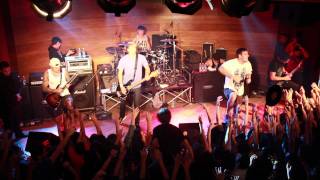 Parkway Drive - Idols And Anchors  (Curitiba - Brasil) Musil Hall 13-11-11