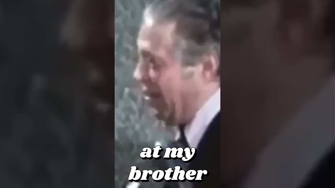 Сэм ДеСтефано сходит с ума по своему брату