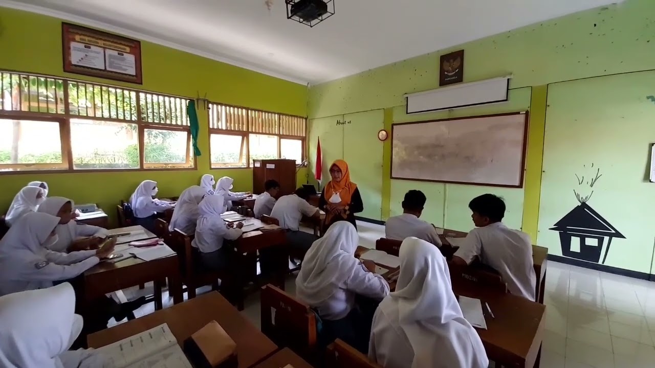 Video Pembelajaran Matematika Wajib kelas xii, materi statistika ukuran letak data "Desil"