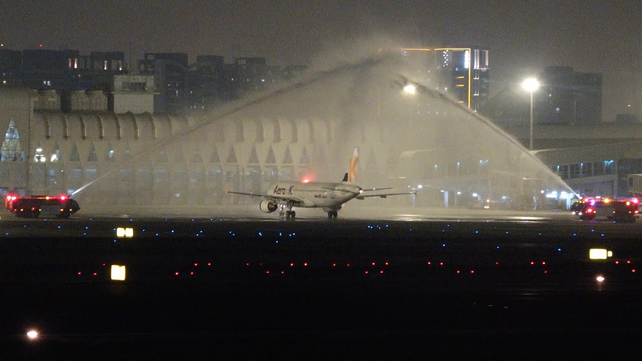 可依航空首航高雄！水門儀式歡迎！高雄機場飛機起降｜Water Salute｜Plane Spotting at Kaohsiung Int’l Airport (KHH/RCKH)