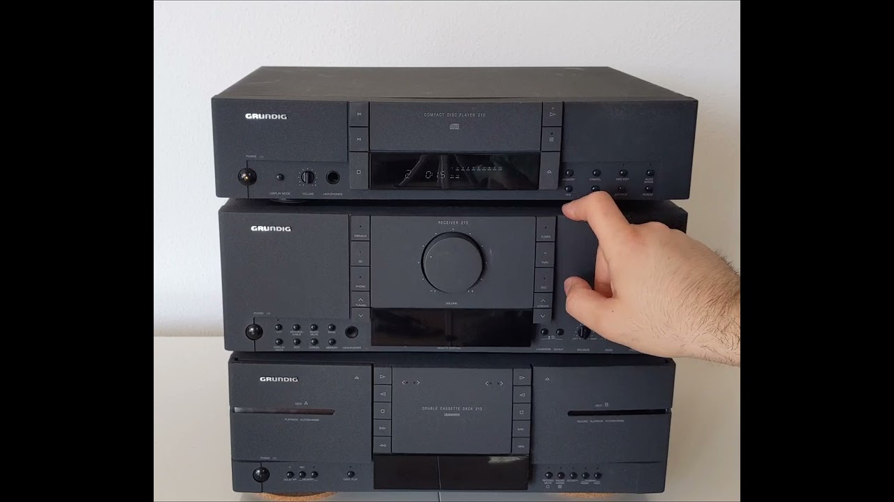 Vintage Grundig 210 Series HiFi Midi Home Theater System With Speakers
