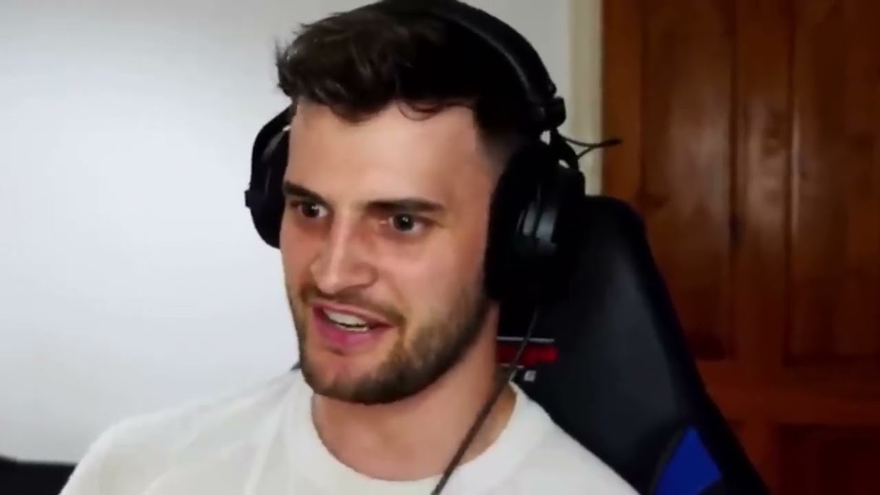 SB737 nearly dies from a Water Bucket Mlg in Minecraft