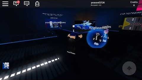 First Gaming Video!! Roblox Pinewood Computer Core!!