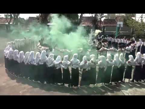KEGIATAN PELEPASAN SISWA SISWI SMPN 1 GUNTUR TAHUN 2024 2025 KEGIATAN PELEPASAN SISWA SISWI SMPN 1 GUNTUR TAHUN 2024 2025