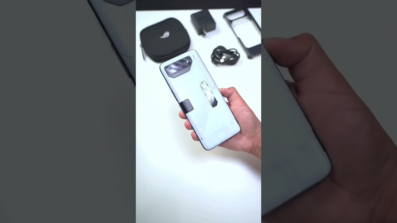 SUBSCRIBE & WIN GAMING PHONE