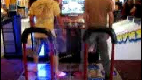 ECCA plays DDR!- Synchronized Love feat. Ralph
