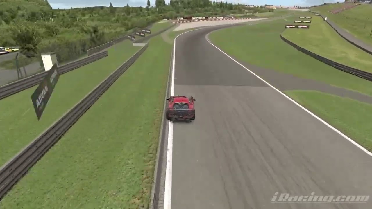 JW Racing introduces… first race in GT3 class