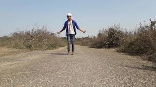 Akela hai..Mr.khiladi