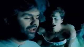 Video thumbnail of "Andrea Bocelli and Dulce Pontes - O Mare E Tu"