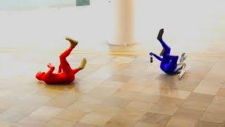駅にすごい人たちがいたwwwwwwww
