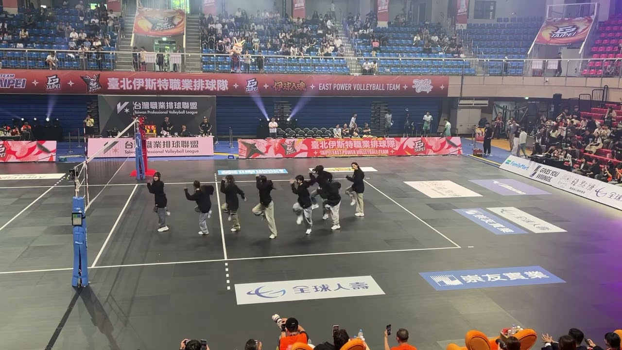 2025/11/08 臺北伊斯特Tokki Cutie 中場表演