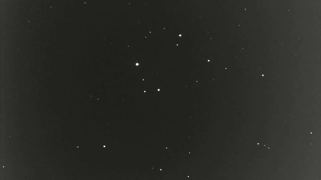 Video till Enorma asteroiden Florence passerar jorden i dag