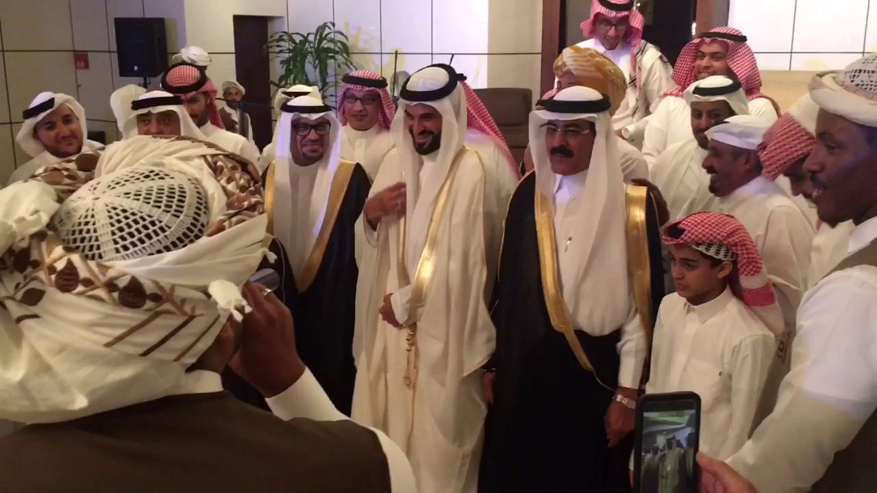 عبدالله بافجيش الخليفي نجم عرب ايدول وأفضل مجس حجازي رائع وحماسي قد تسمعه