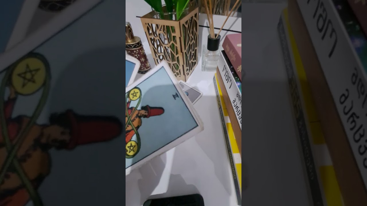 ვინ ფიქრიბს თქვენზე და რას?))