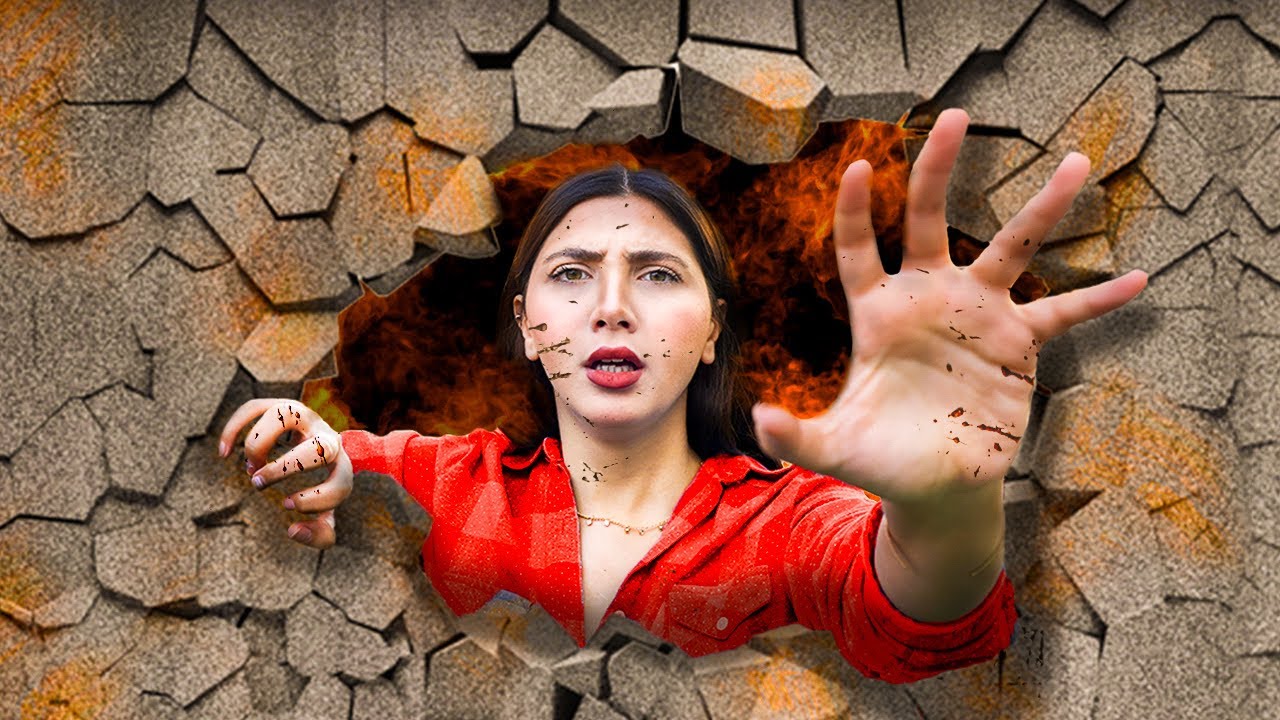 تحدي الخروج من الباب الغامض 😱تحدي خطير