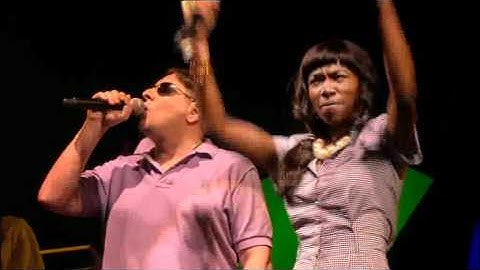 Gorillaz - Dare (Live @ Glastonbury 2010)