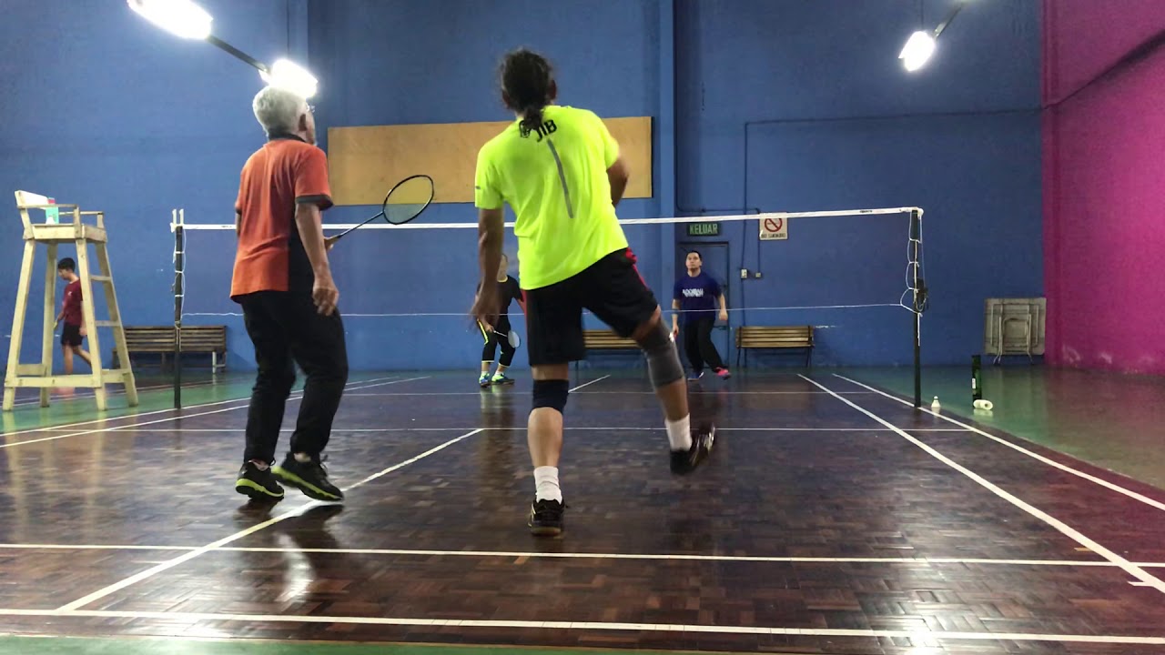 Badminton Larkin Regulars 93 YouTube
