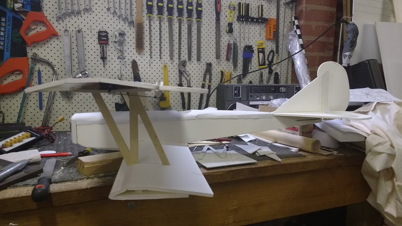 Fokker DVII Build - Flite Test Techniques - YouTube