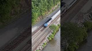 P32Acdm Metro North Going Under Beacon Bridge