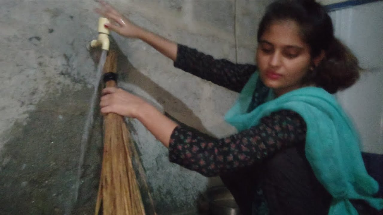 Bigo live karne k bd | ghar ki safai ki | Hot Cleaning