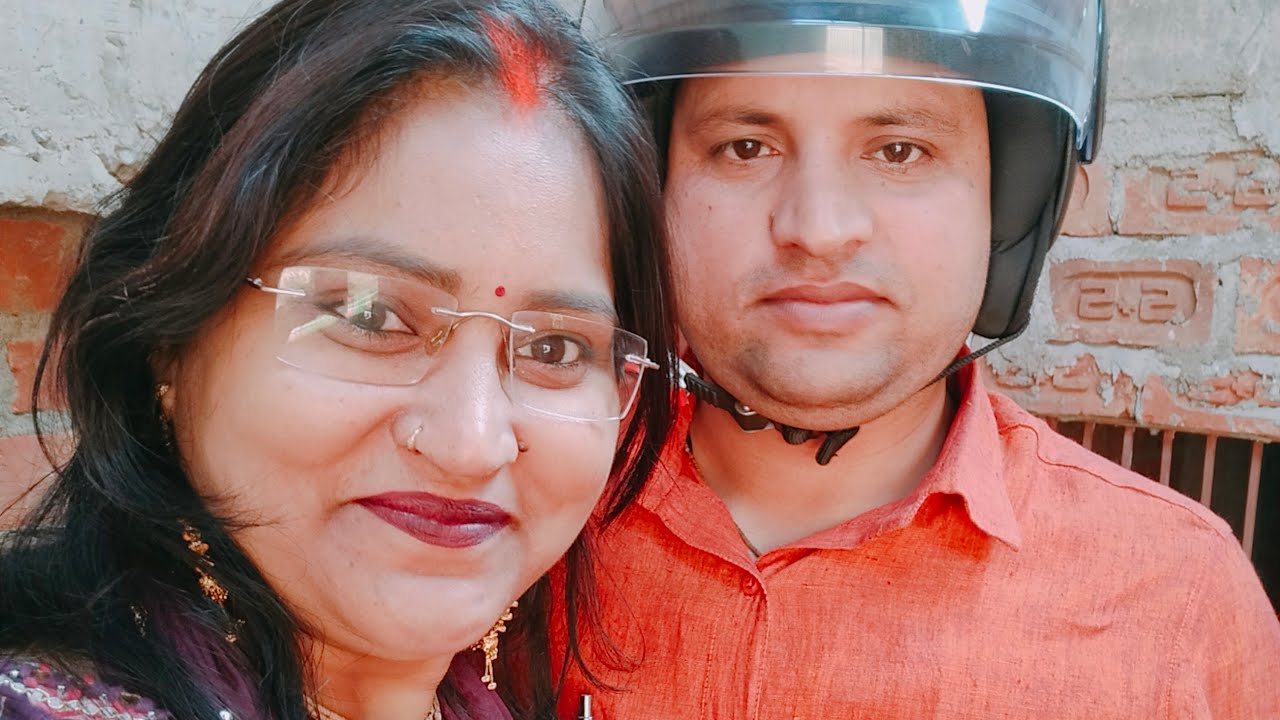 Varsha maurya 92 is live!स्वागत है आप सभी का हमारे लाइफ में// जय श्री राधे कृष्णा