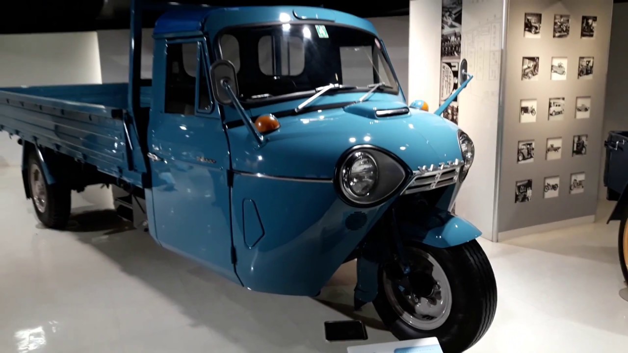 Mazda T2000 at the Mazda museum - YouTube