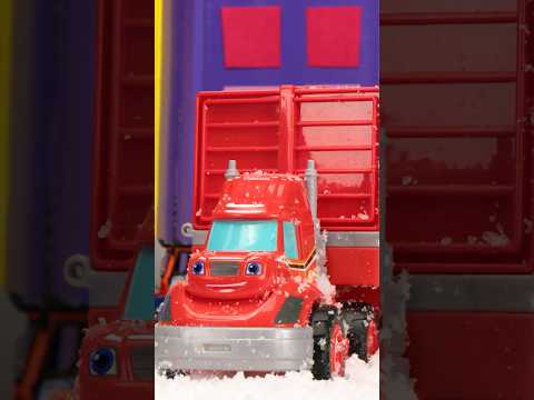 Happy Holidays w/ Nickelodeon Toys! 🎄🎅🎁 | Toymation