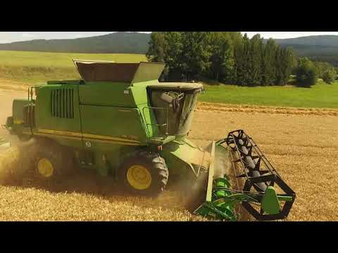 John Deere T560