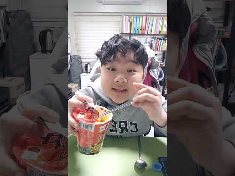 한국 신라면과 일본 신라면의 차이 비교 먹방! (2부) [먹방] #신라면 #먹방 #라면