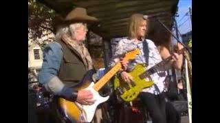 Download lagu Aerosmith - Sweet Emotion (Live From Another Dimension in Boston!)