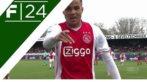 Kluivert scores his first professional goal