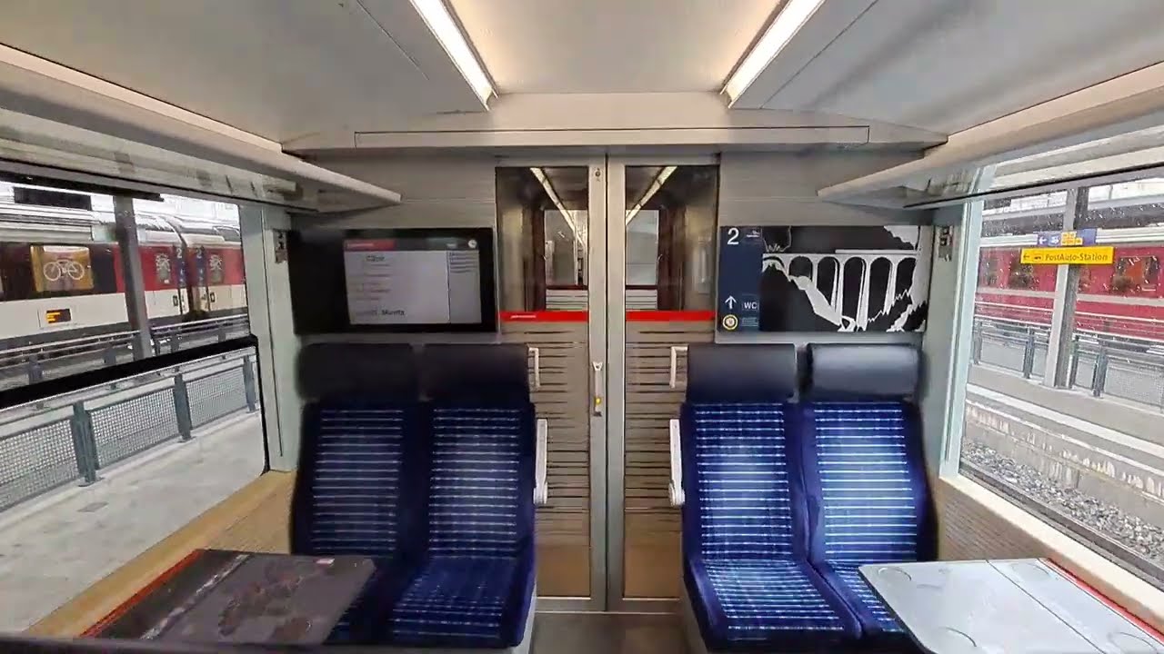 Wagenrundgang von einem Drei Teiligen Allegra der RhB