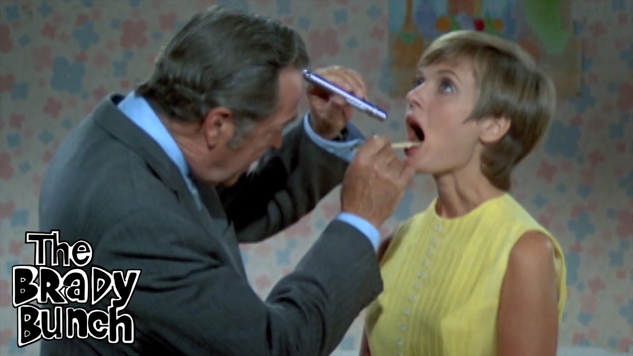 Cindy and Carol Get Their Tonsils Removed!