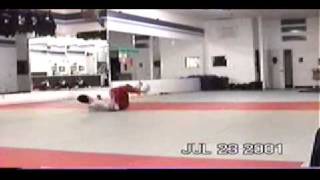 Yellwboy Hoai Le Doubleleg crash 2001-08-08