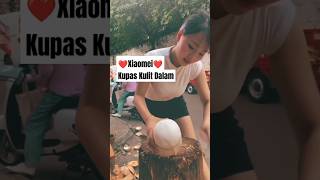 Cara Xiaomei adik perempuan Thailand kupas kulit dalam buah kelapa muda part-2