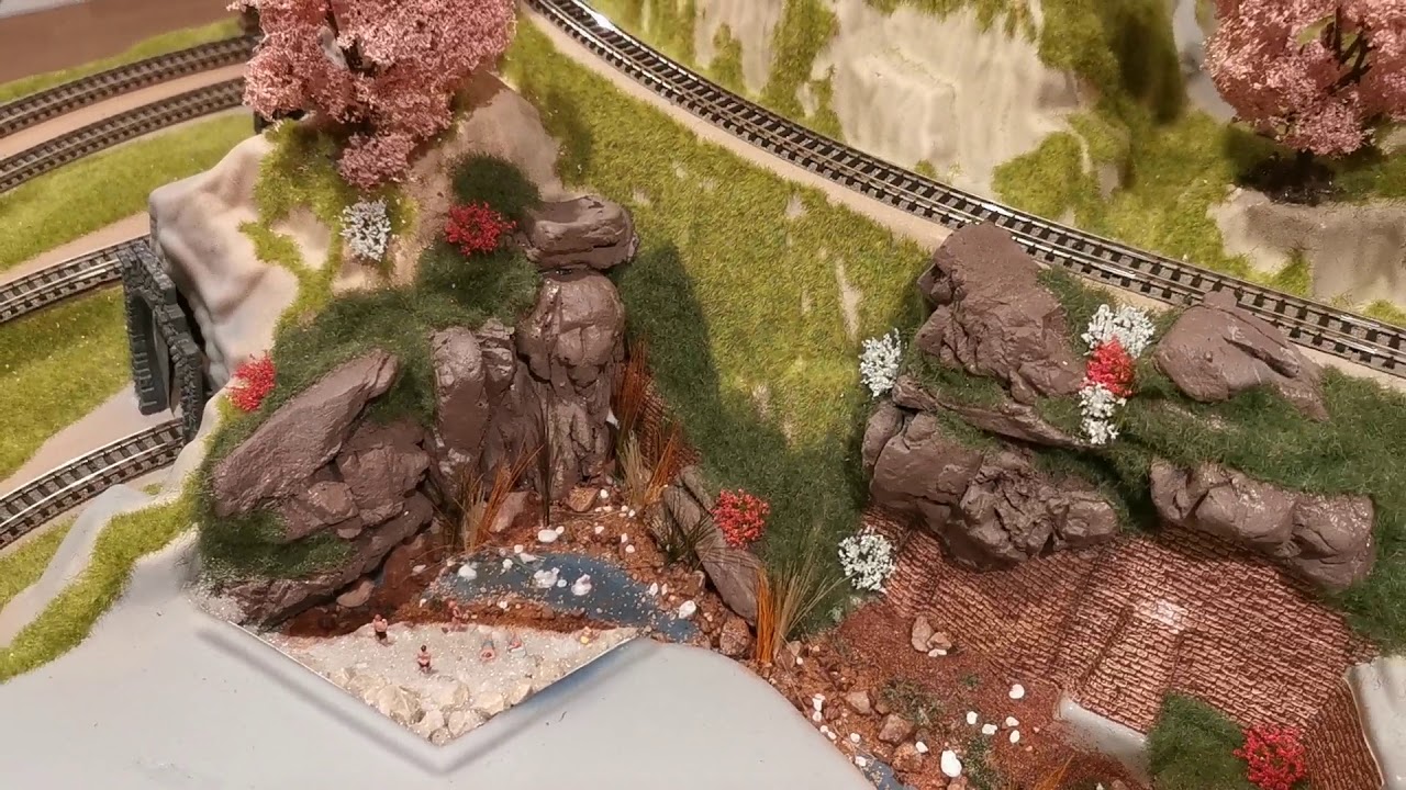 train électrique  / NOCH baden-baden#4 modelisme / NSCALE  réseau de trains miniatures à l'échelle N