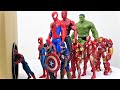 マーベルのアベンジャーズ、スパイダーマン、アイアンマンがスポスポBOXに入っていく! ゴーゴーハルク! 恐竜がやってくる〜!